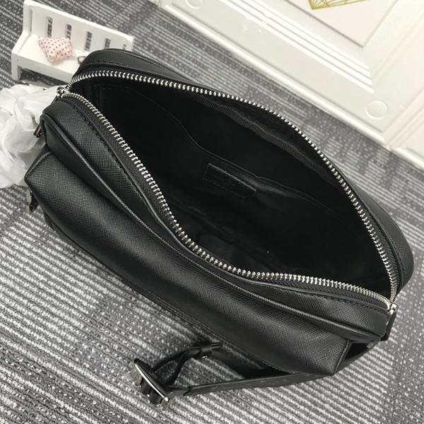 ルイヴィトンバッグ着用イメージ